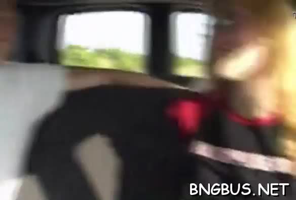 Gangbang bus mimi